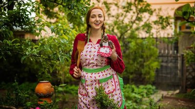 Створює авторські соуси з місцевих продуктів. Іванофранківка Юлія Гомеляк