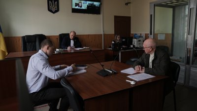 “Вони погрожували моїй сім’ї”: у справі щодо підпалу ТЦК у Сумах досліджують докази