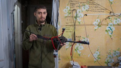 "Якщо не модернізуватимемо дрони й надалі – буде горе". Четверо військових з Дніпропетровщини вдосконалюють БПЛА "Якщо не модернізуватимемо дрони й надалі – буде горе". Четверо військових з Дніпропетровщини вдосконалюють БПЛА