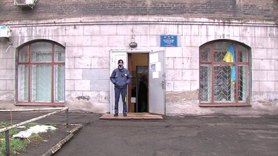 Запоріжець, який викинув свою собаку з вікна, знову не з'явився на суд