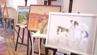 В Мукачеві відбулась благодійна виставка-аукціон