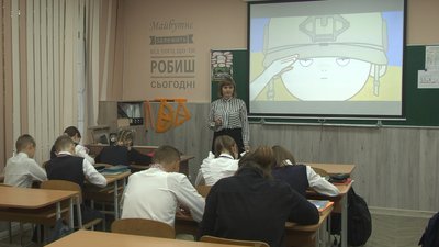 Навчає української по-новому. Історія вчительки з Хмельницького