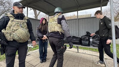 У прифронтовому селі Запорожець триває евакуація населення