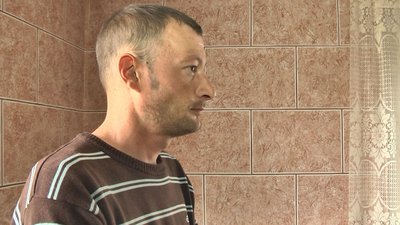 На Волині в будинок, який стояв пусткою, заселили три родини переселенців На Волині в будинок, який стояв пусткою, заселили три родини переселенців