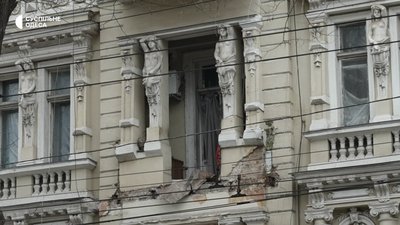 "Ніхто ними не займається": чому в Одесі продовжують падати балкони історичних будинків "Ніхто ними не займається": чому в Одесі продовжують падати балкони історичних будинків