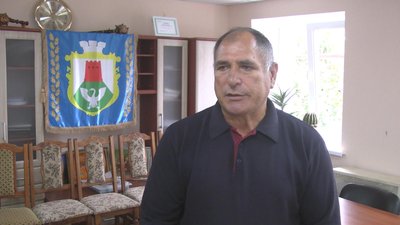 У Чорному Острові на Хмельниччині перенесли автобусну зупинку. Для чого