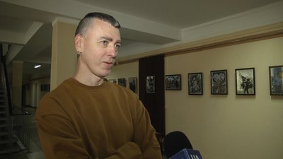 У Житомирі відкрили виставку фотографій з фронту "Кедь ми пришла карта" У Житомирі відкрили виставку фотографій з фронту "Кедь ми пришла карта"