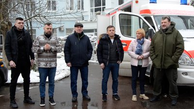 Житомирська громада отримала ще одну швидку від іноземних партнерів Житомирська громада отримала ще одну швидку від іноземних партнерів