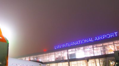 Аеропорт «Львів» прийматиме лише чартерні рейси з українцями