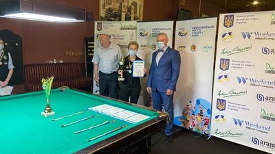 5 років до перемоги. 15-річна франківка стала чемпіонкою України зі спортивного більярду 5 років до перемоги. 15-річна франківка стала чемпіонкою України зі спортивного більярду