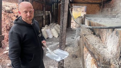 Керівник Дрогобицької солеварні Олег Петренко Керівник Дрогобицької солеварні Олег Петренко