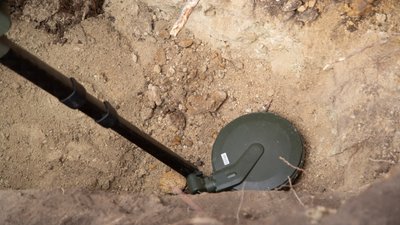 Пошук авіабомби саперами в селі Грушківка Пошук авіабомби саперами в селі Грушківка