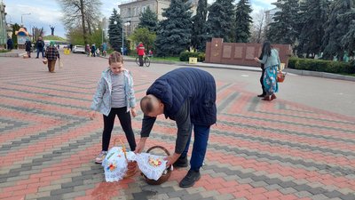Як освячували паски у Черкасах
