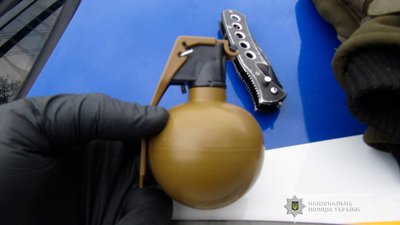 Погрожував працівникам банку у Прилуках місцевий житель