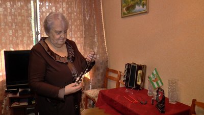 Учасниця вокального колективу Любов Голікова