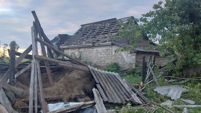 Хмелівська громада на Сумщині через негоду залишається без світла, пошкоджені 25 будинків