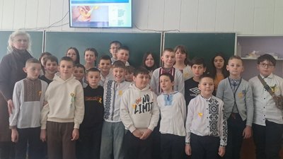 акція золота стрічка, 19 школа, тернопіль