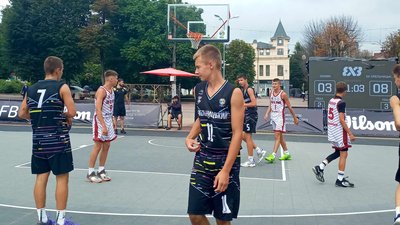 У Хмельницькому відбувся третій тур чемпіонату України з баскетболу У Хмельницькому відбувся третій тур чемпіонату України з баскетболу