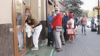Майже 300 потребуючих щодня годує Франківський Карітас