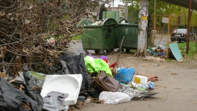 Дніпро: шість із семи перевірених магазинів не мають договорів на вивезення сміття