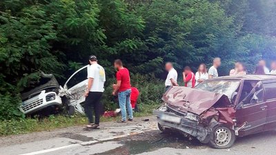 У Чернівецькій області сталися дві аварії: травмувались четверо людей