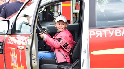 Битва фарбами відбулась у Черкасах