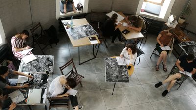 Робота із невизначеністю: як мистецькі практики змінюють промислові міста Робота із невизначеністю: як мистецькі практики змінюють промислові міста