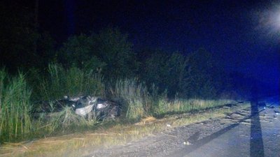 авто, кювет, узбіччя авто, кювет, узбіччя