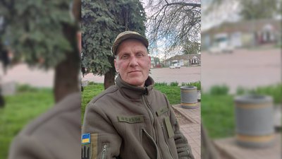 На Чернігівщині попрощалися із шістьма військовослужбовцями ЗСУ, які захищали Україну На Чернігівщині попрощалися із шістьма військовослужбовцями ЗСУ, які захищали Україну