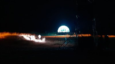 "30 із 40": на ГОГОЛЬFest показали перфоманс в Олешківській пустелі "30 із 40": на ГОГОЛЬFest показали перфоманс в Олешківській пустелі