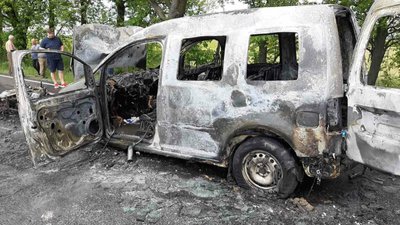 Пожежу, що виникла внаслідок ДТП загасили Закарпатські вогнеборці Пожежу, що виникла внаслідок ДТП загасили Закарпатські вогнеборці