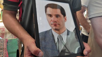 "За першим покликом пішов на фронт": у Луцьку попрощалися з 57-річним підполковником Сергієм Слабенком "За першим покликом пішов на фронт": у Луцьку попрощалися з 57-річним підполковником Сергієм Слабенком
