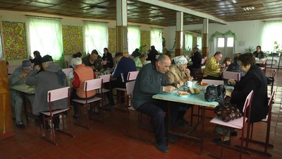 обід переселенців Хм