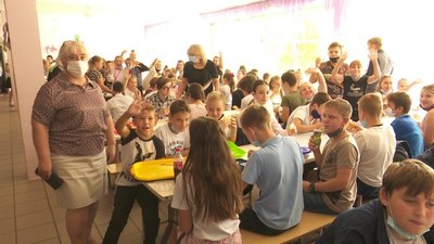У Дніпрі директор школи отримав попередження через порушення карантину – репортаж