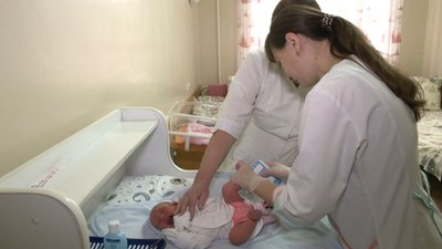 В Луцькому пологовому почали тестувати новонароджених на понад 20 рідкісних хвороб В Луцькому пологовому почали тестувати новонароджених на понад 20 рідкісних хвороб