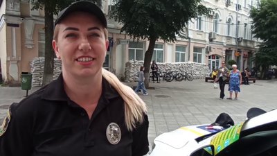 Безпечні канікули – в Житомирі поліцейські нагадали дітям про правила поведінки на дорозі та на воді Безпечні канікули – в Житомирі поліцейські нагадали дітям про правила поведінки на дорозі та на воді