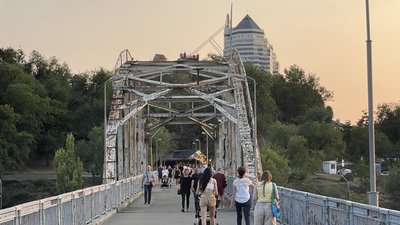 Місто, війна, Дніпро