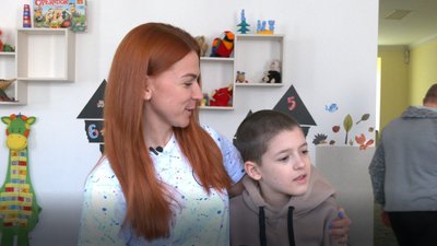 Двічі переселенці. Сім’я з Харкова допомагає дітям з нозологіями в Івано-Франківську Двічі переселенці. Сім’я з Харкова допомагає дітям з нозологіями в Івано-Франківську