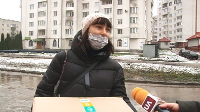У Тернополі вулиці від снігу впродовж доби прибирали 22 спецмашини У Тернополі вулиці від снігу впродовж доби прибирали 22 спецмашини