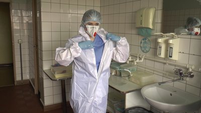 В Івано-Франківській обласній лікарні тимчасово згортають два відділення для пацієнтів з COVID