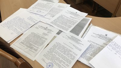 Дві житомирські бібліотеки збираються об'єднати в одну – працівників можуть оптимізувати Дві житомирські бібліотеки збираються об'єднати в одну – працівників можуть оптимізувати