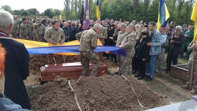 На Тернопільщині попрощалися із загиблими військовослужбовцями