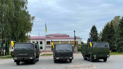 Жителів Хмельниччини закликають долучитися до автомобільного челенджу