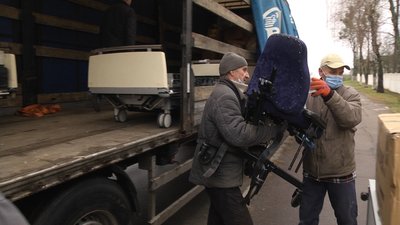 Житомир отримав з-за кордону гуманітарну допомогу для лікарні та військової частини Житомир отримав з-за кордону гуманітарну допомогу для лікарні та військової частини