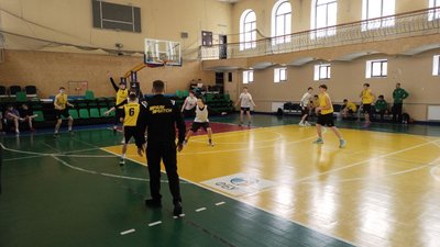 У Сумах фінішував чемпіонат області з баскетболу серед юнаків до 17 років У Сумах фінішував чемпіонат області з баскетболу серед юнаків до 17 років