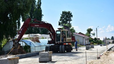 У Чернігові заасфальтували першу ділянку нової дороги на Шерстянку У Чернігові заасфальтували першу ділянку нової дороги на Шерстянку