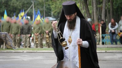 У Кропиницькому попрощалися з трьома воїнами У Кропиницькому попрощалися з трьома воїнами