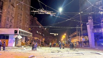 Готель Kharkiv Palace зазнав пошкоджень внаслідок влучання РФ 30 грудня у Харкові 7 Готель Kharkiv Palace зазнав пошкоджень внаслідок влучання РФ 30 грудня у Харкові 7