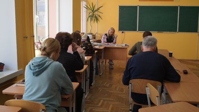 На Львівщині започаткували безкоштовні курси української мови для переселенців – фоторепортаж
