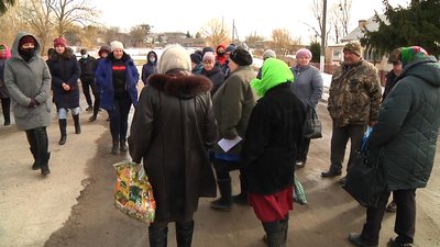 На Житомирщині жителі села Бистриївка мітингували проти закриття місцевої школи На Житомирщині жителі села Бистриївка мітингували проти закриття місцевої школи